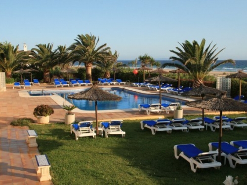 strandhotel zahara de los Atunes