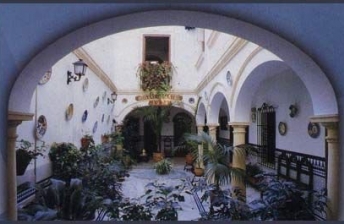 Cordoba: patio hotel